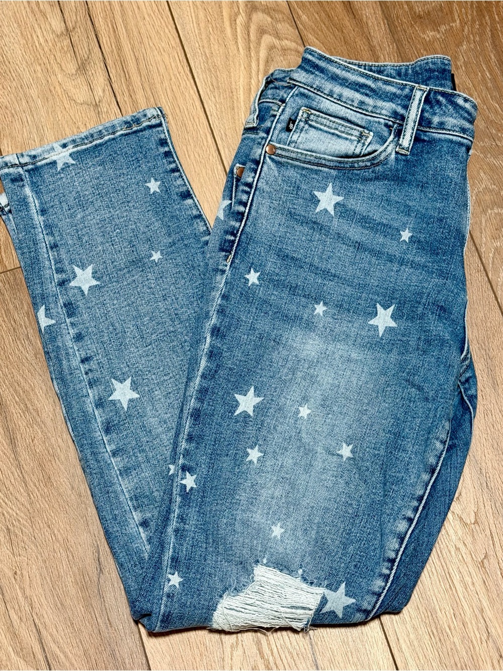 Judy Blue Blue Star Print Boyfriend Fit Jeans
